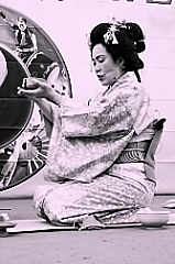 27638978660_c3627d2c1c_m.jpg