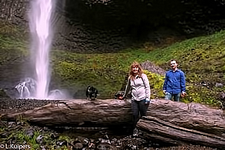 15197772008_f68c5271a5_n.jpg